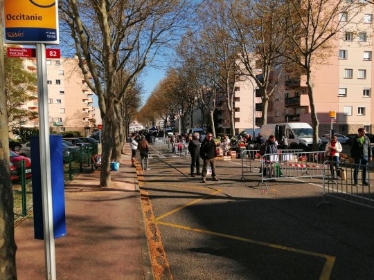 Marché de plein vent. Ramonville. Samedi 4 Avril 2020. 