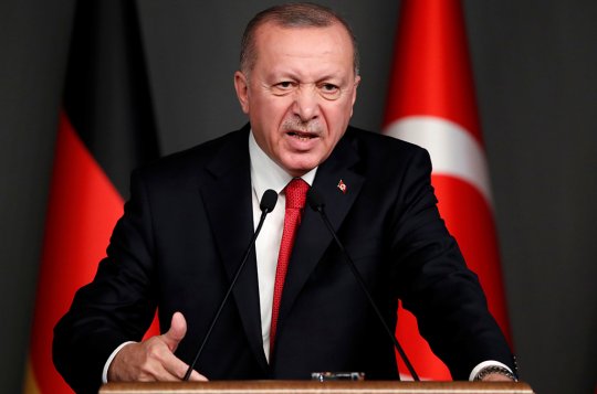 GlobalGeoNews / Erdogan n’est grand que parce que nous sommes à genoux !